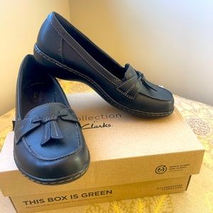 Clark’s Black loafer size 7 new